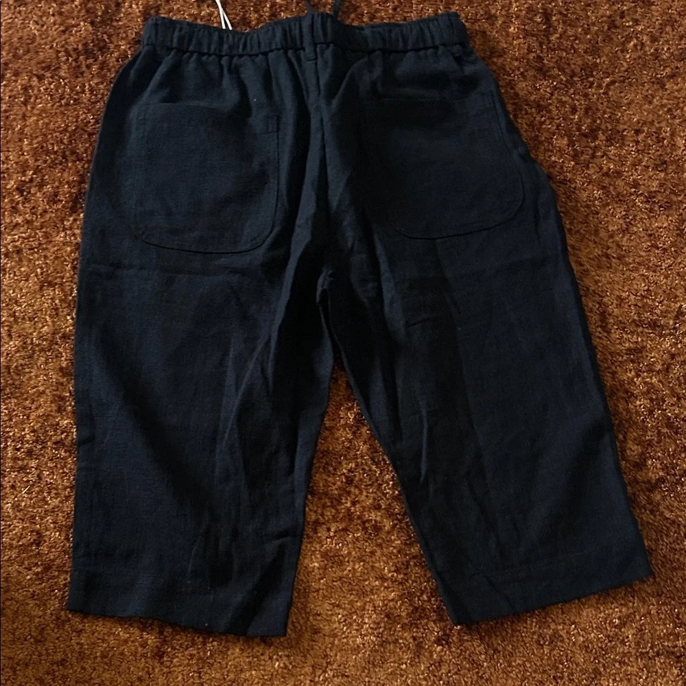 Stylish Women's Black Cargo Shorts